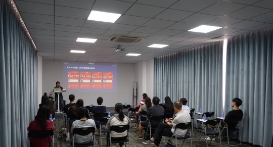 江門(mén)華企第17期老客戶(hù)培訓(xùn)課現(xiàn)場(chǎng)爆滿(mǎn)助，制造業(yè)流量訂單雙飆升！